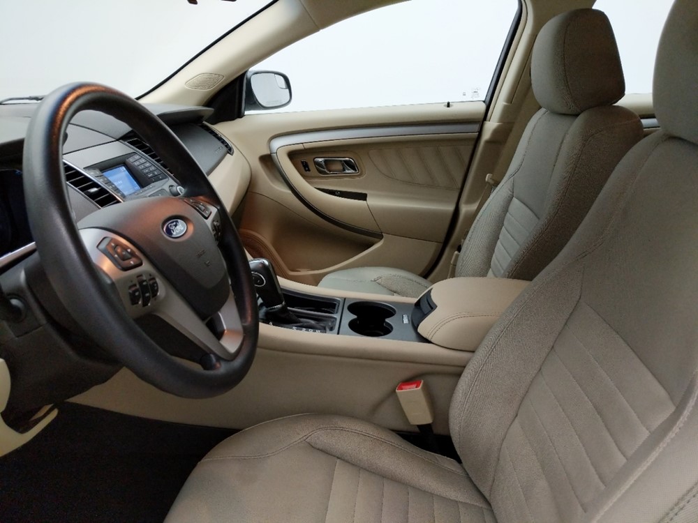 2015 Ford Taurus - Driver Front Seat