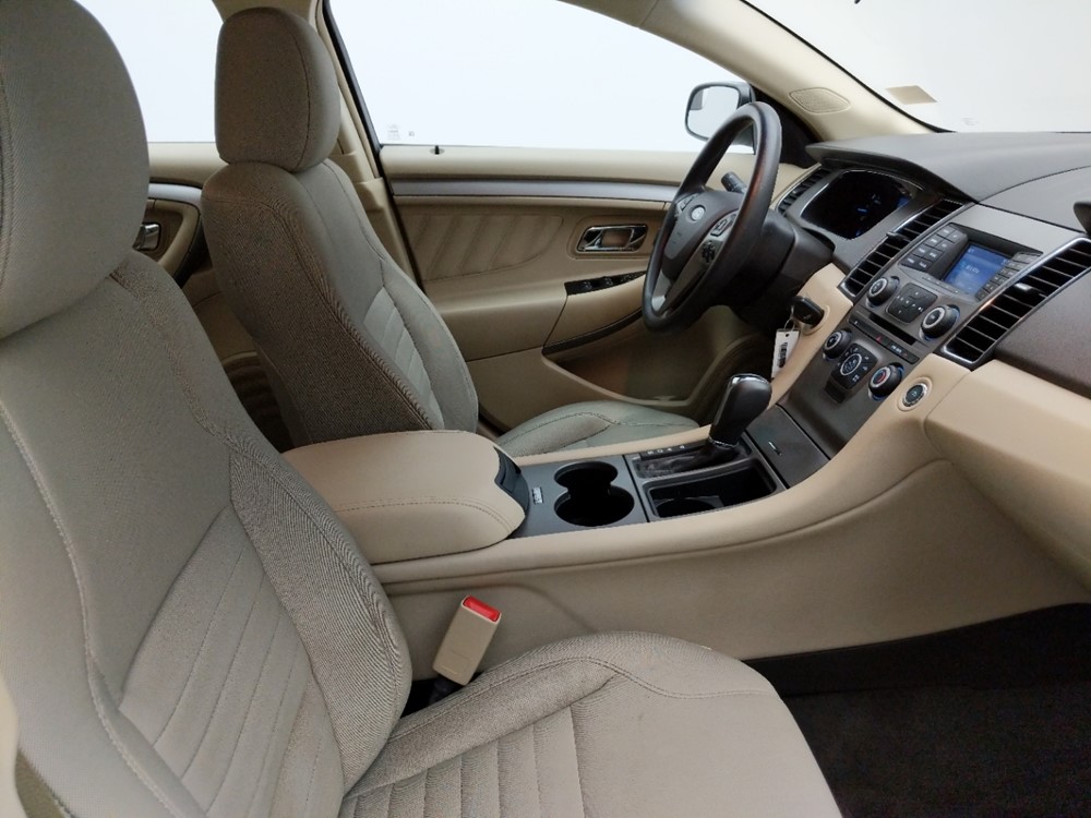 2015 Ford Taurus - Passenger Front Seat