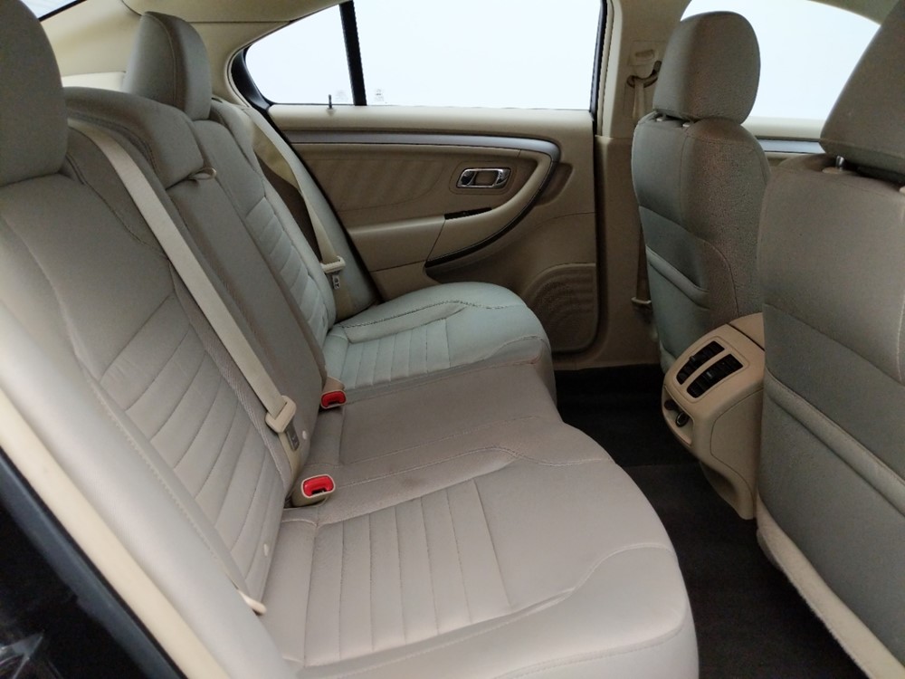 2015 Ford Taurus - Passenger Rear Seat