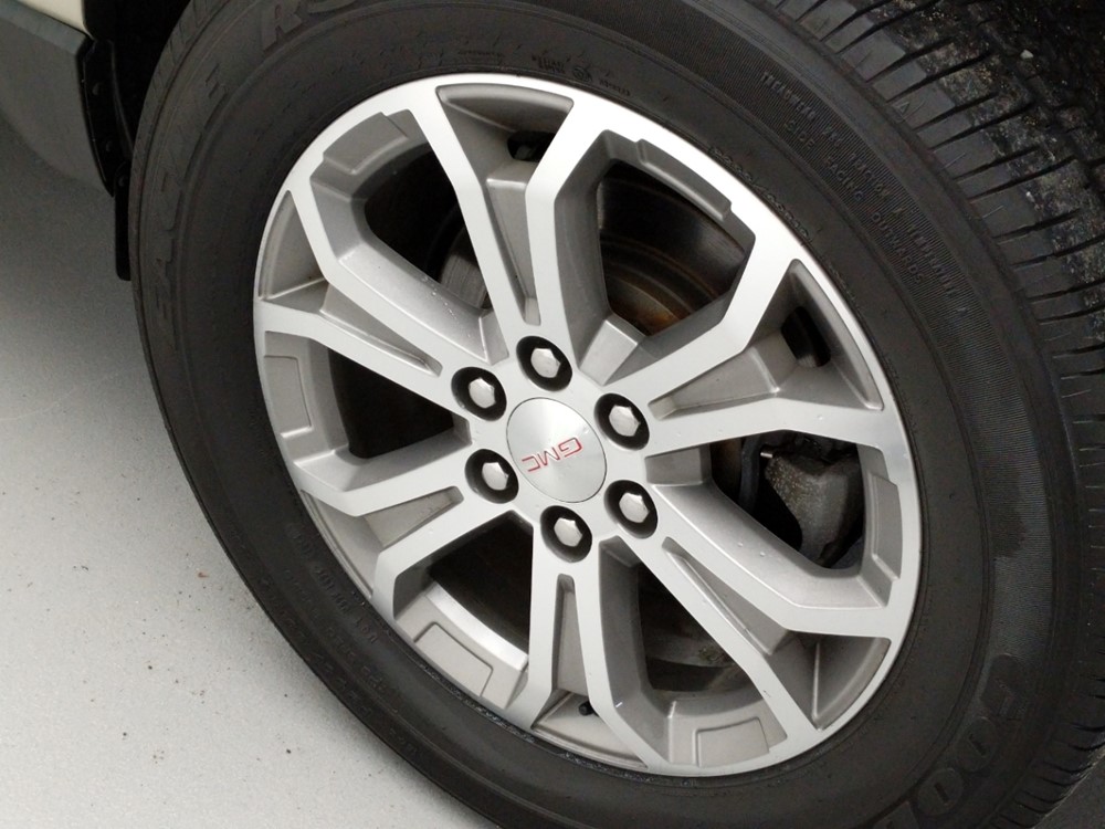 2015 GMC Acadia - Wheel