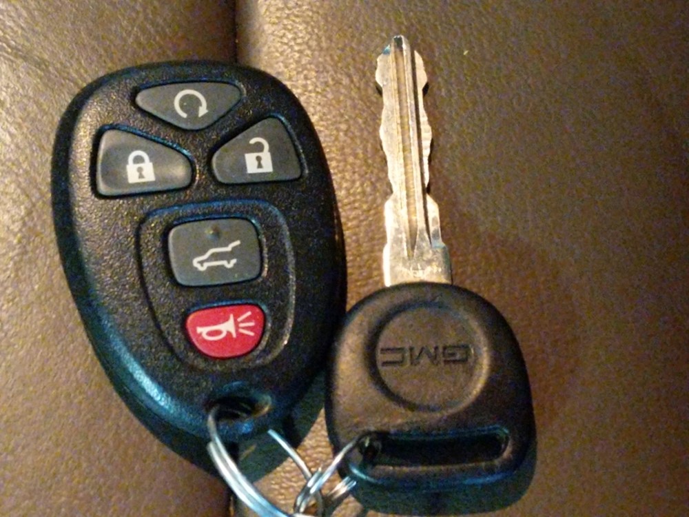 2015 GMC Acadia - Keys