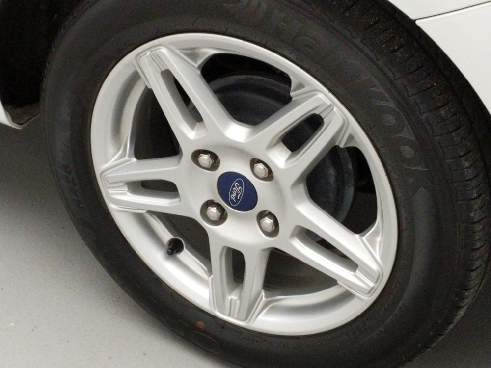 2017 Ford Fiesta - Wheel