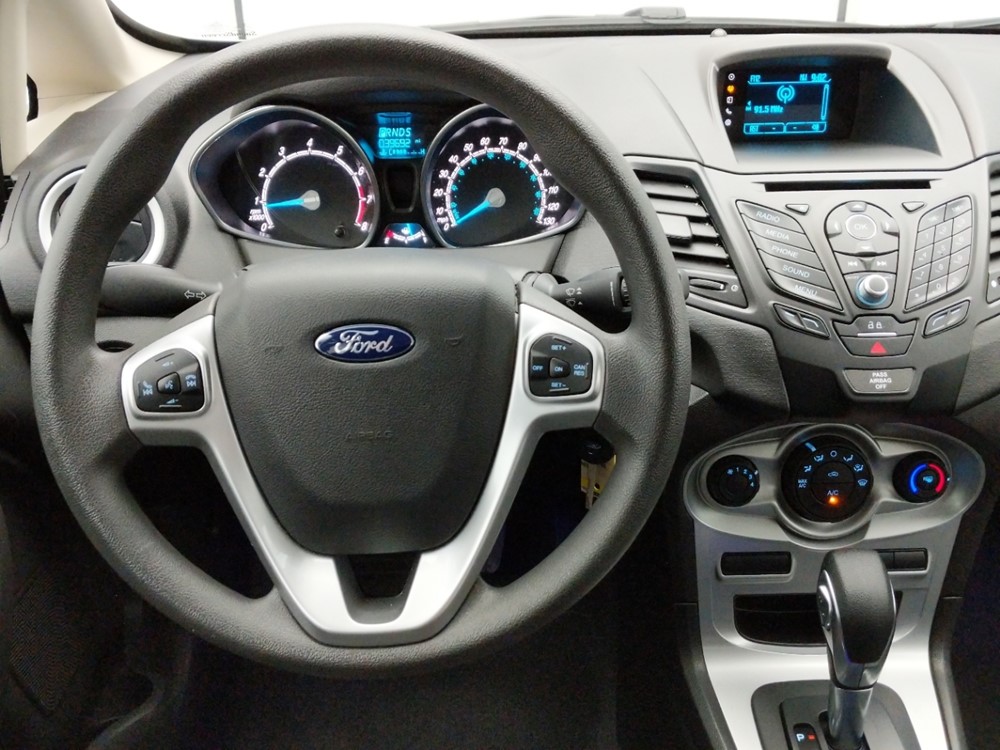 2017 Ford Fiesta - Driver Dash