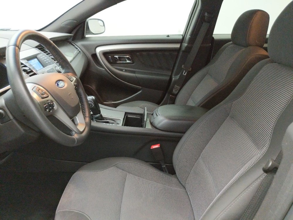 2016 Ford Taurus - Driver Front Seat