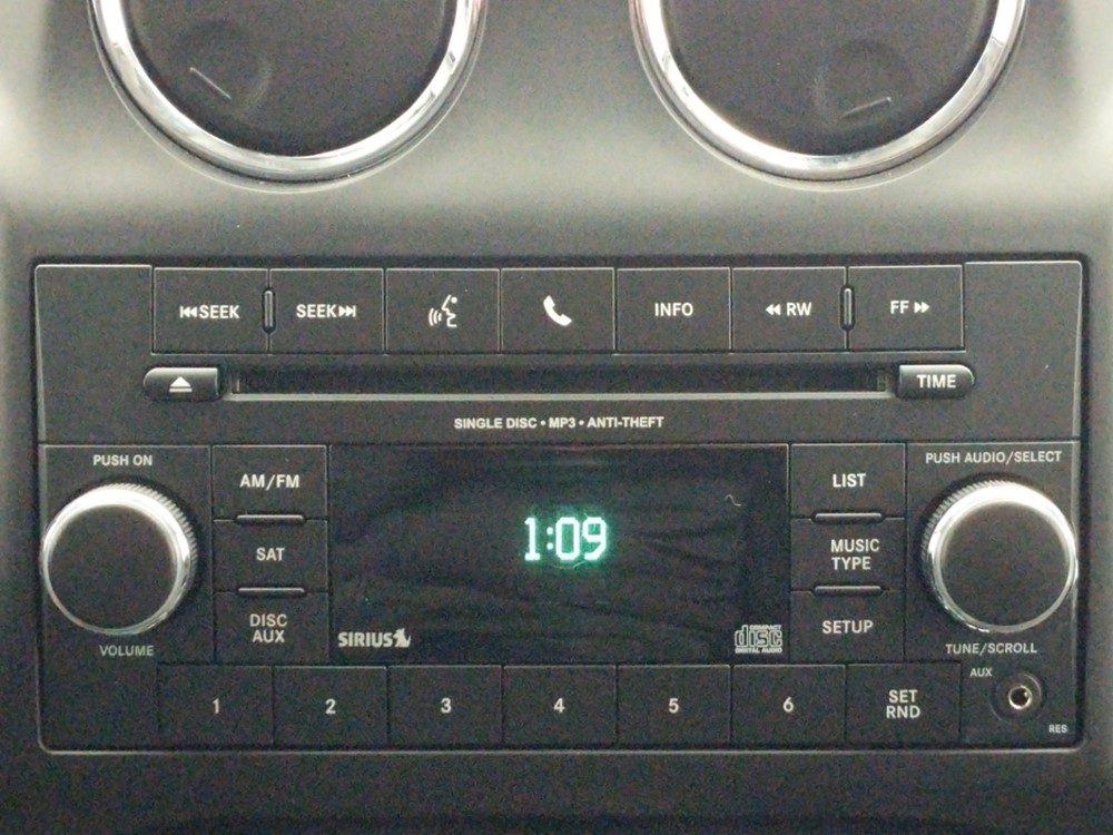 2016 Jeep Compass - Stereo Package