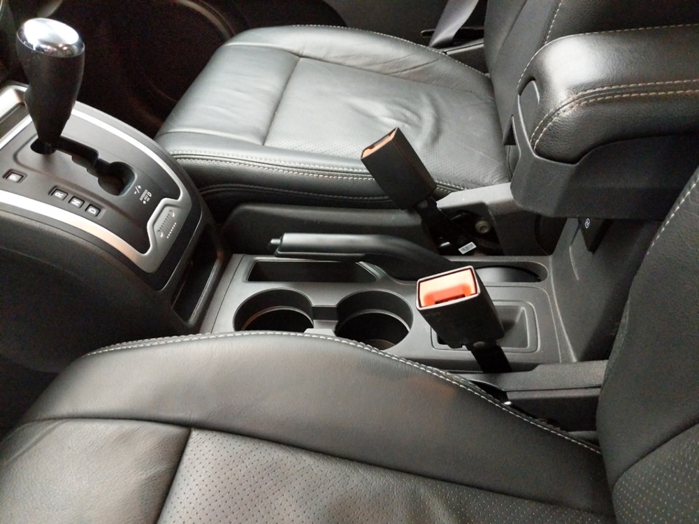 2016 Jeep Compass - Center Console/Cup Holders