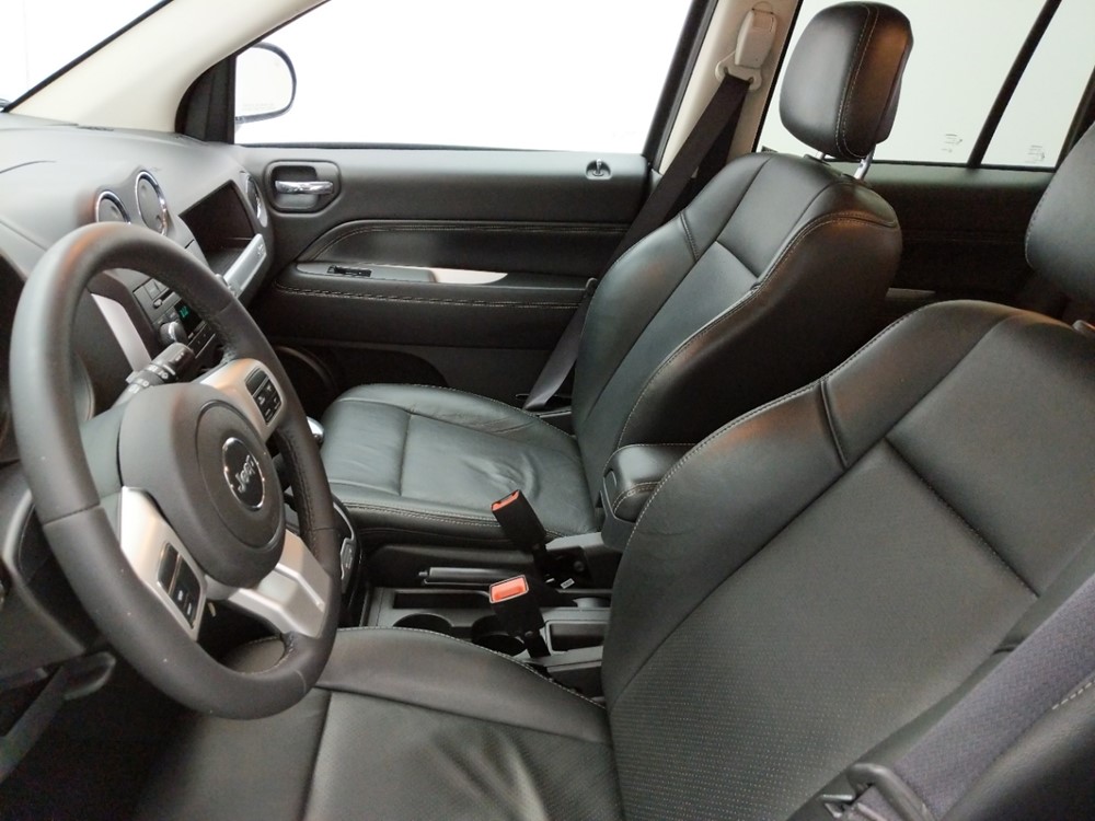 2016 Jeep Compass - Driver Front Seat