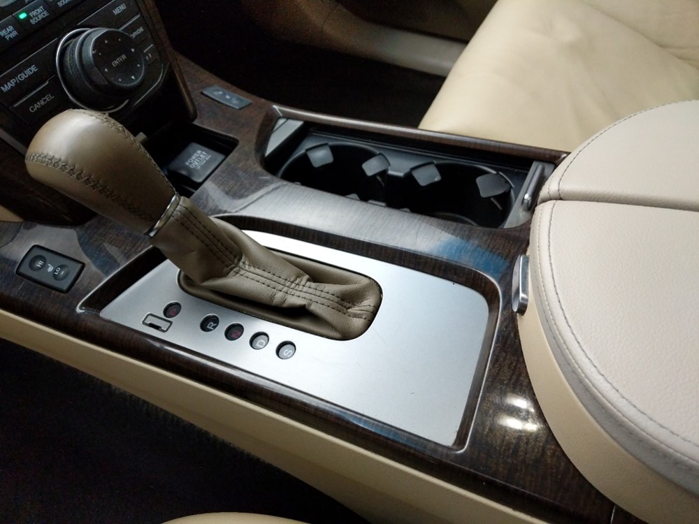 2010 Acura MDX - Center Console/Cup Holders