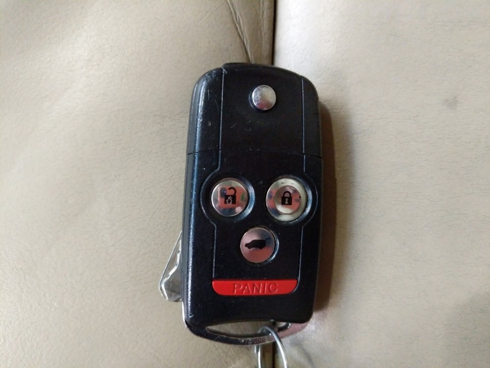 2010 Acura MDX - Keys