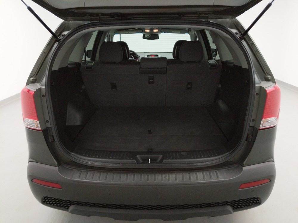 2012 Kia Sorento - Trunk
