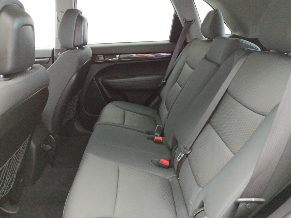 2012 Kia Sorento - Driver Rear Seat