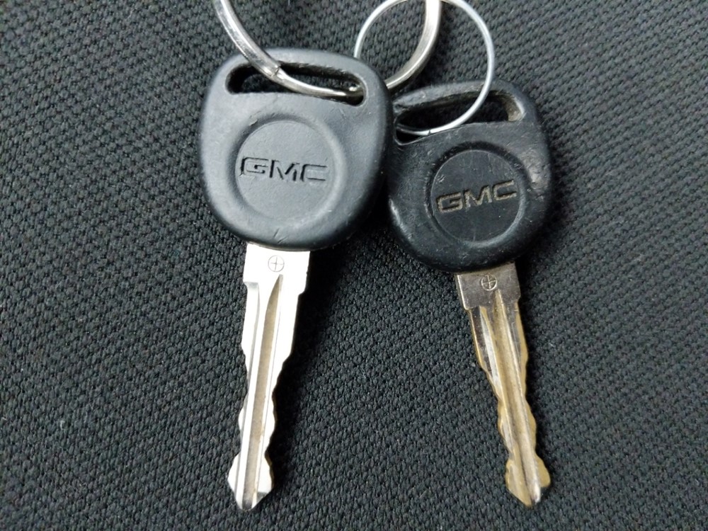 2012 GMC Sierra 1500 - Keys