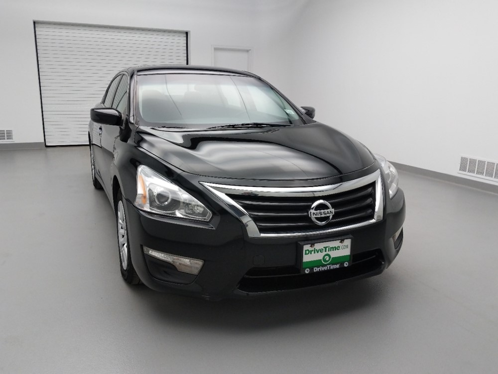 2015 Nissan Altima - Passenger Front Hood