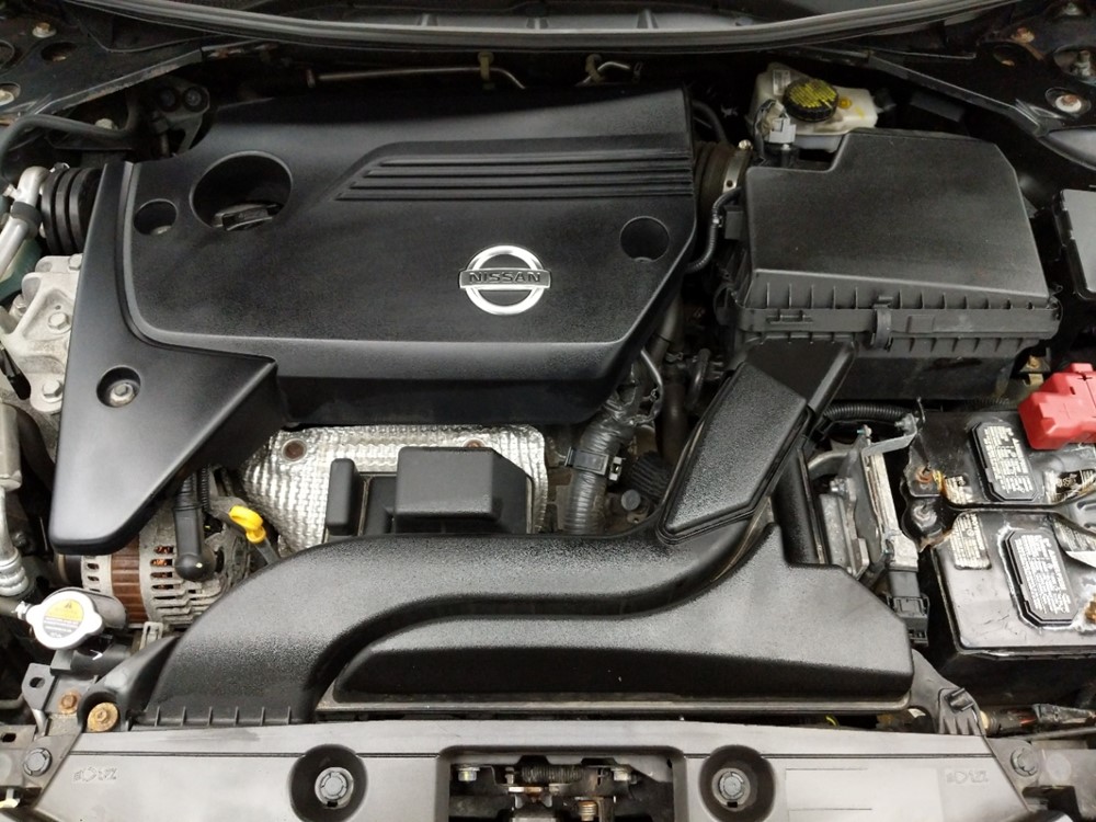 2015 Nissan Altima - Engine