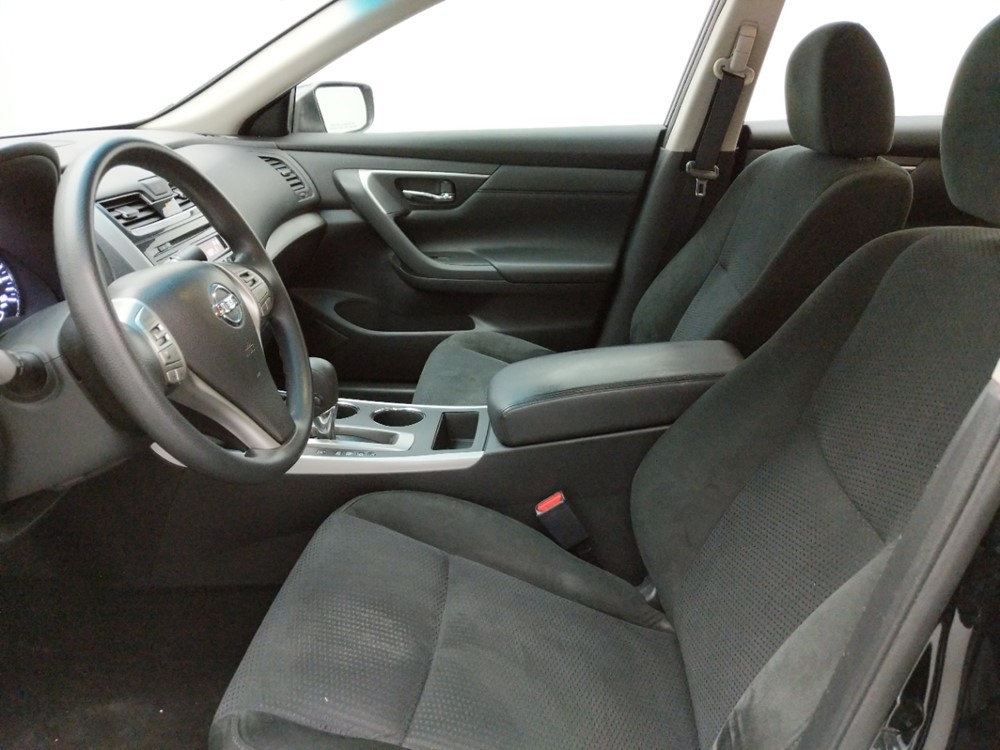 2015 Nissan Altima - Driver Front Seat