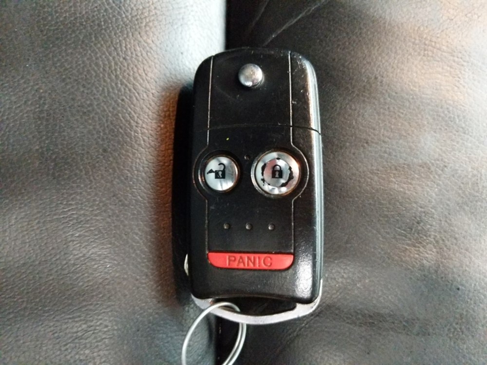 2009 Acura MDX - Keys