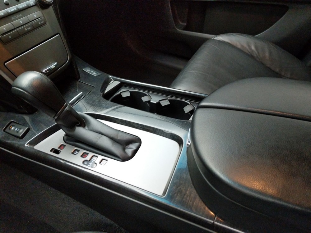 2009 Acura MDX - Center Console/Cup Holders