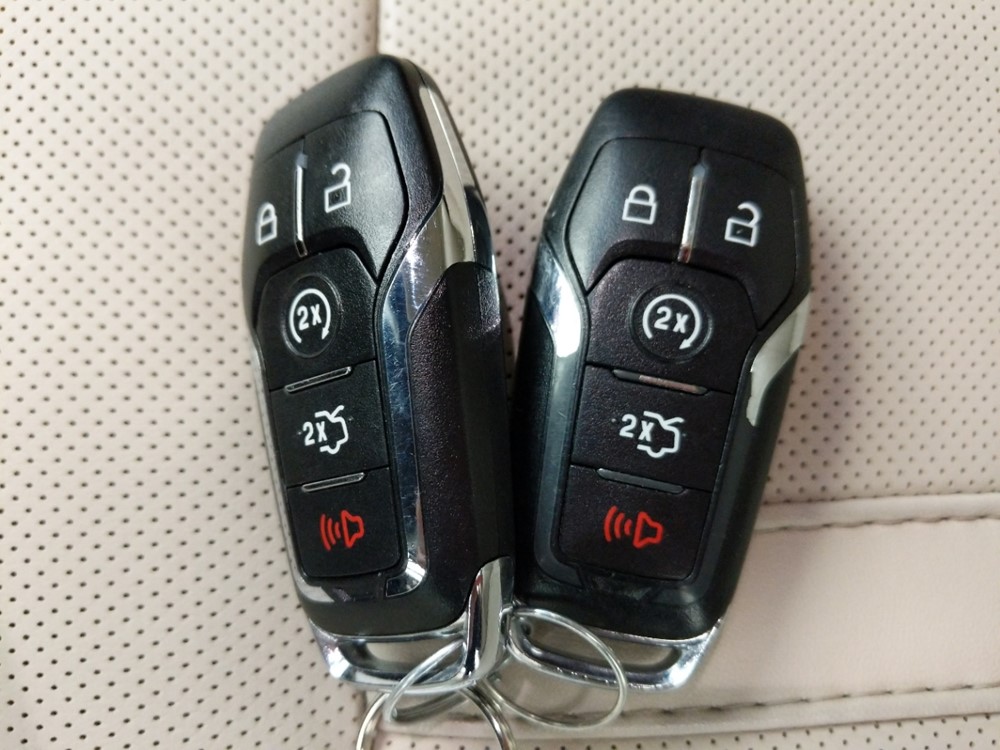 2016 Lincoln MKZ - Keys