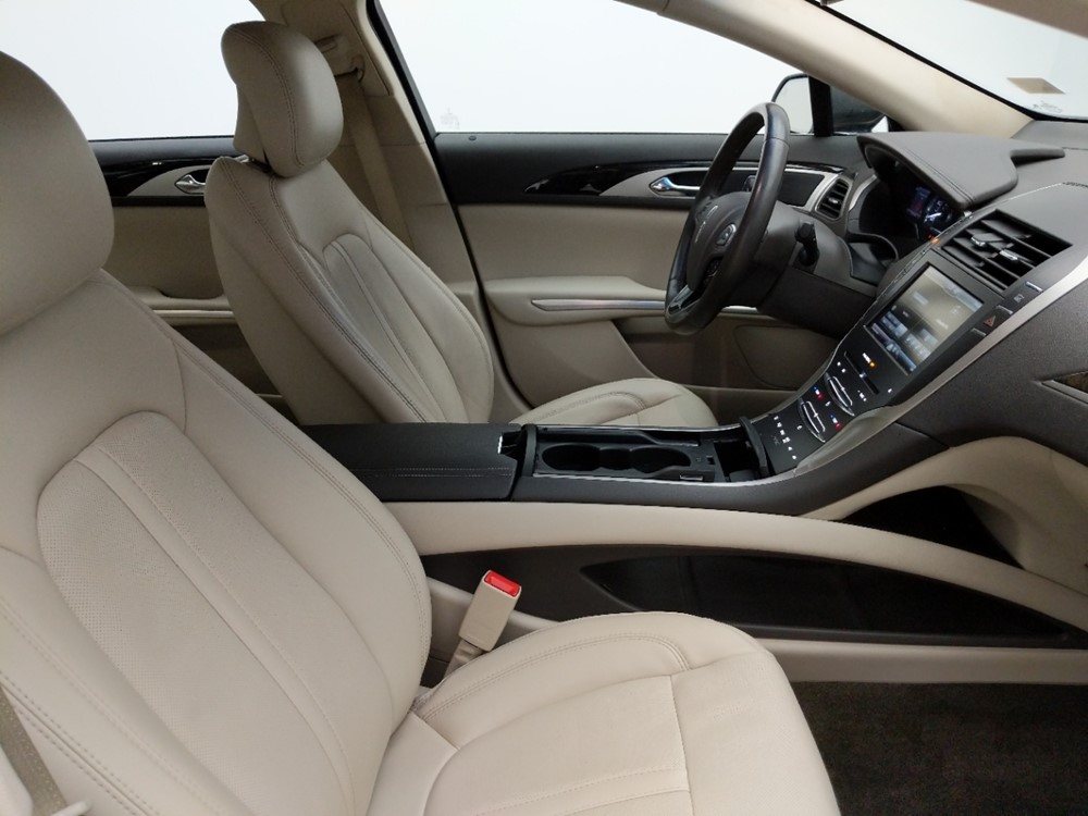 2016 Lincoln MKZ - Passenger Front Seat