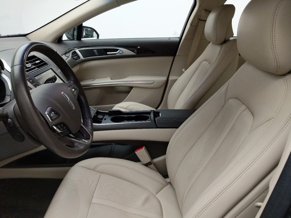2016 Lincoln MKZ - Driver Front Seat