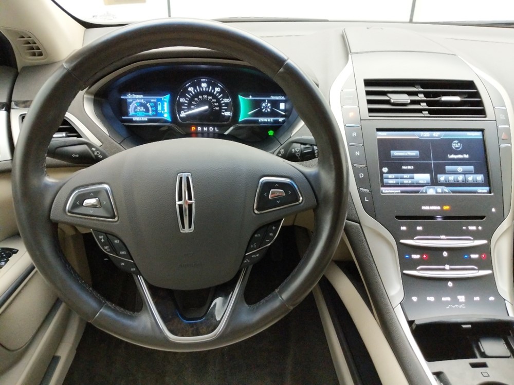2016 Lincoln MKZ - Driver Dash