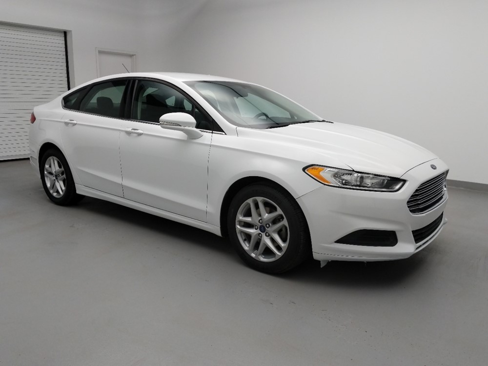 2016 Ford Fusion - Passenger Front Side