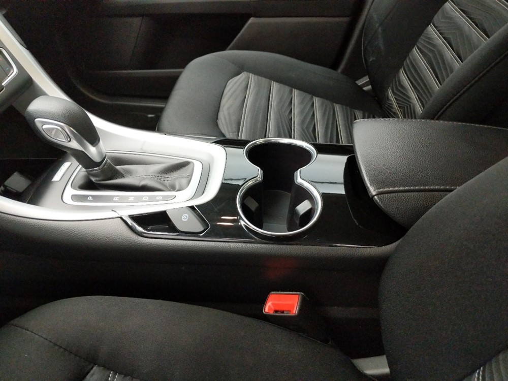 2016 Ford Fusion - Center Console/Cup Holders