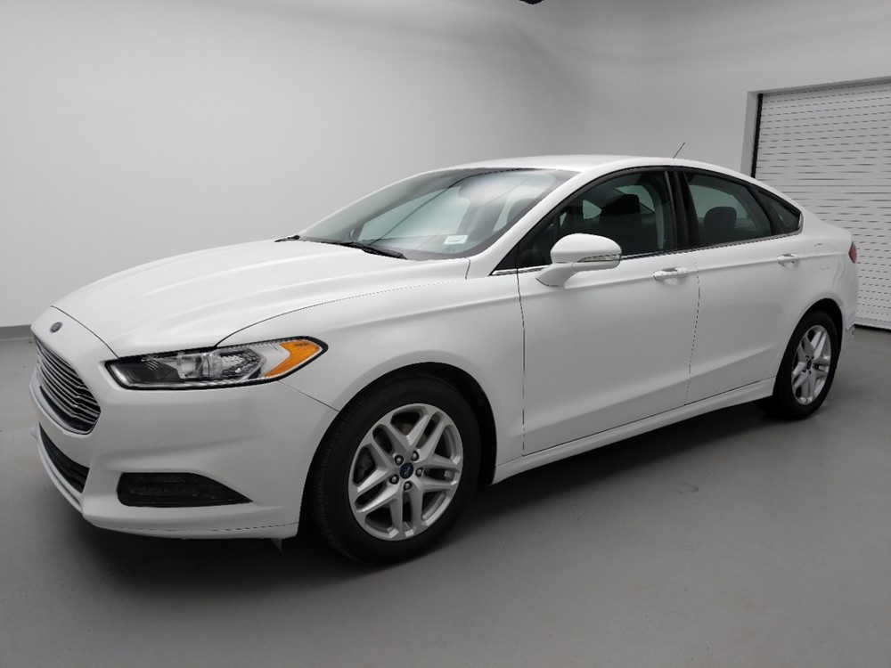 2016 Ford Fusion - Driver Front Side