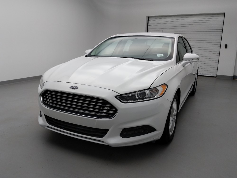 2016 Ford Fusion - Driver Front Hood