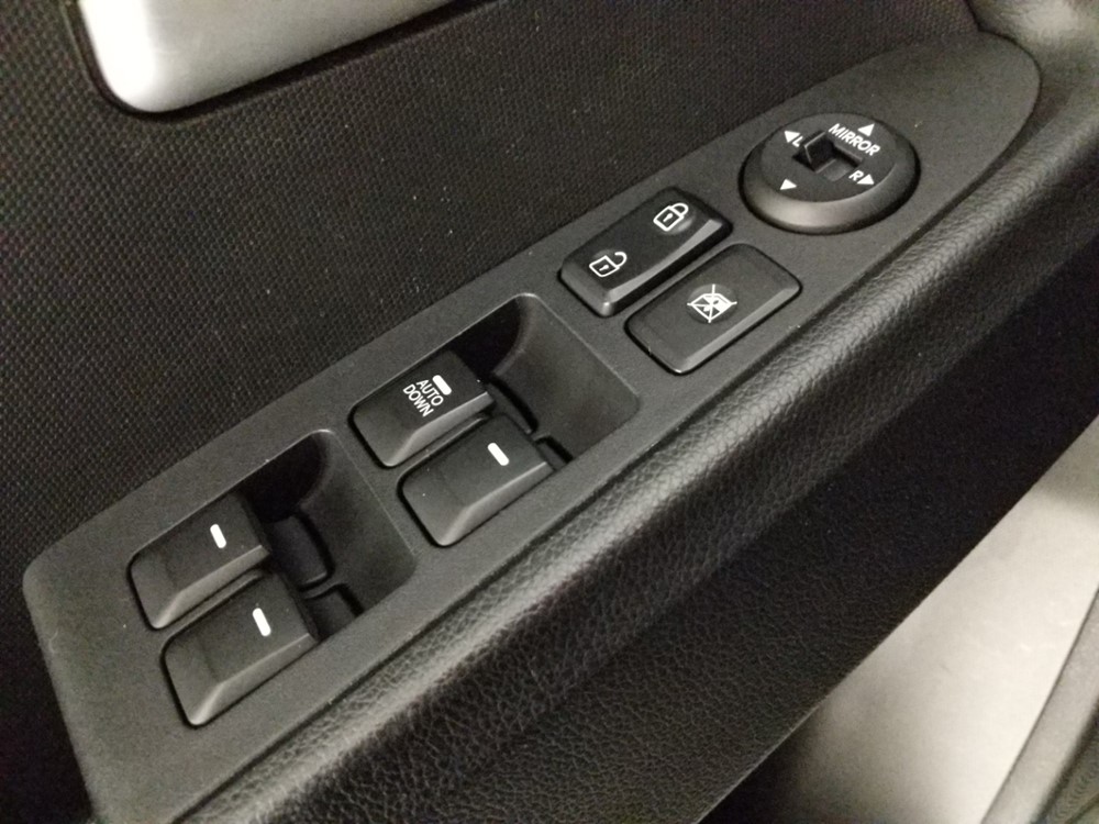 2013 Kia Sportage - Driver Power Windows/Lock Control