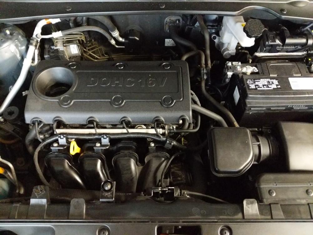 2013 Kia Sportage - Engine