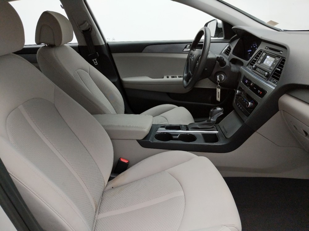2017 Hyundai Sonata - Passenger Front Seat