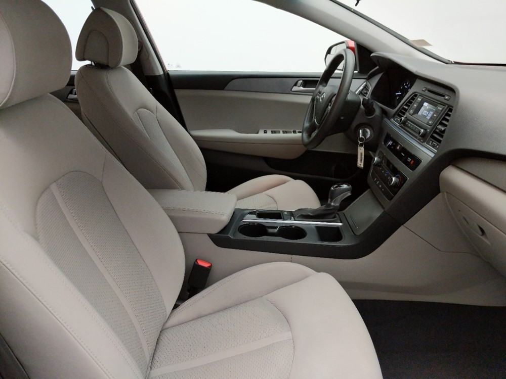 2017 Hyundai Sonata - Passenger Front Seat