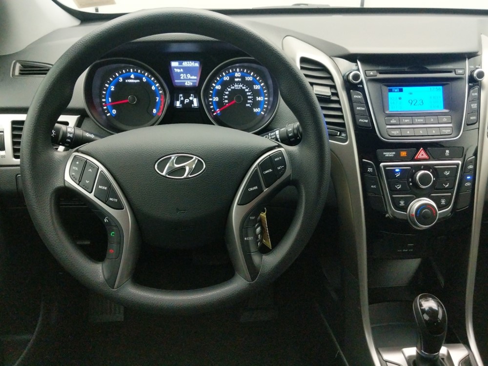 2017 Hyundai Elantra - Driver Dash