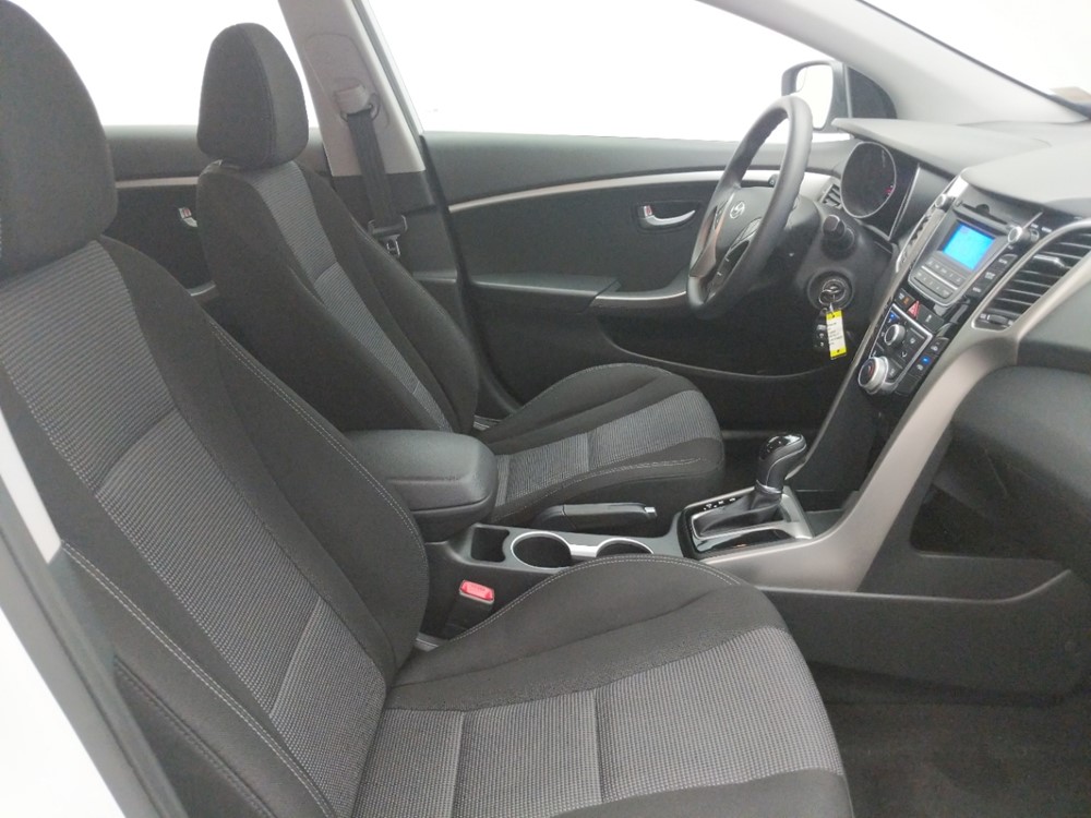 2017 Hyundai Elantra - Passenger Front Seat