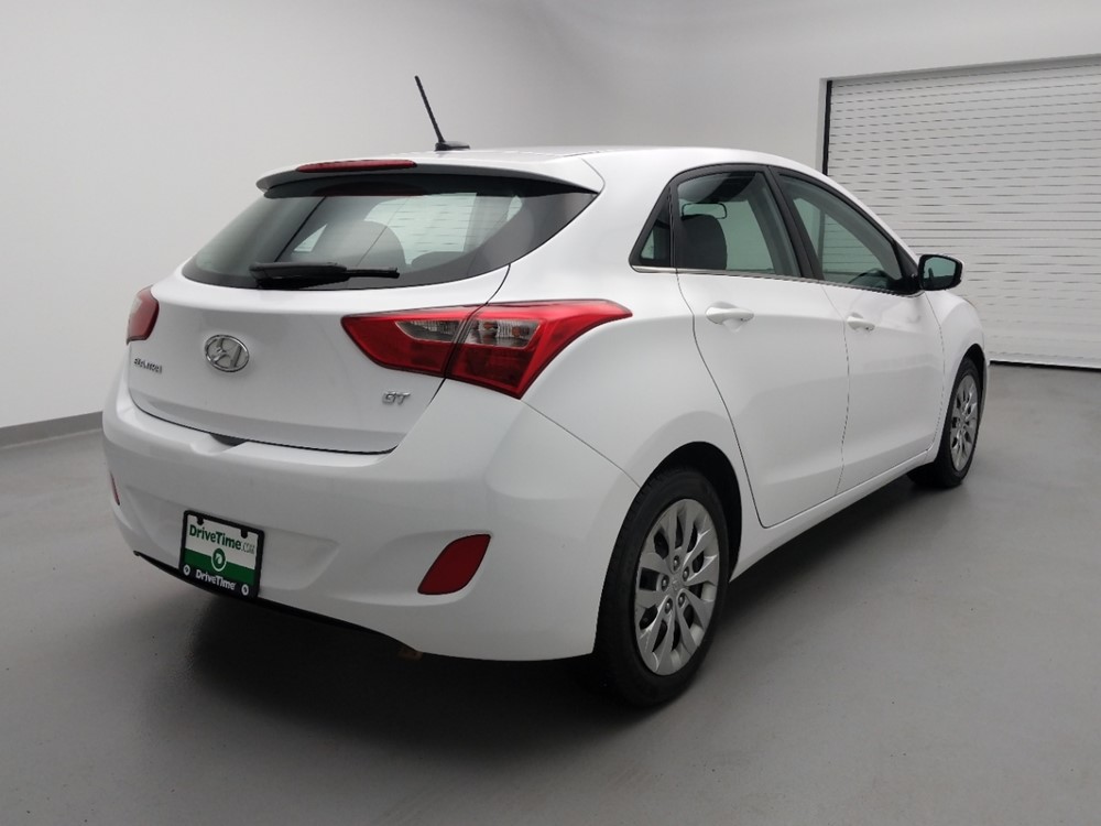 2017 Hyundai Elantra - Passenger Rear Bumper