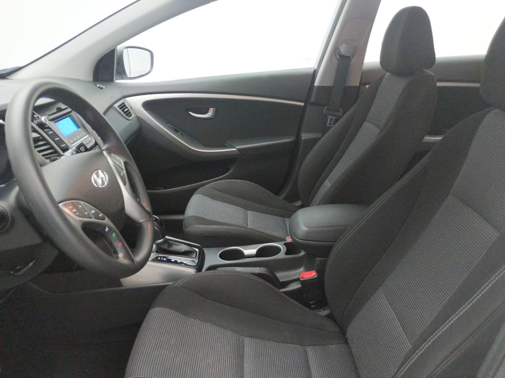 2017 Hyundai Elantra - Driver Front Seat