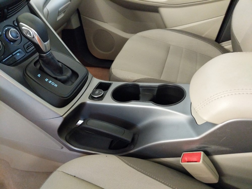 2014 Ford Escape - Center Console/Cup Holders