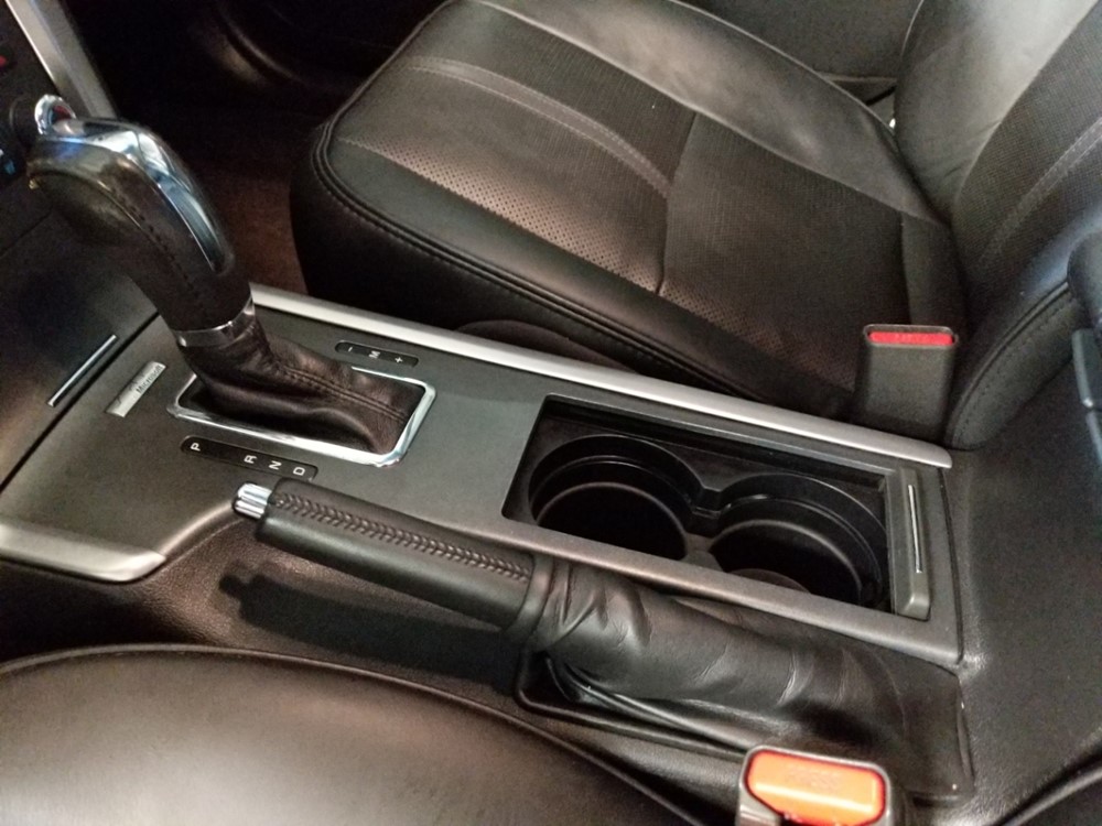 2012 Lincoln MKZ - Center Console/Cup Holders