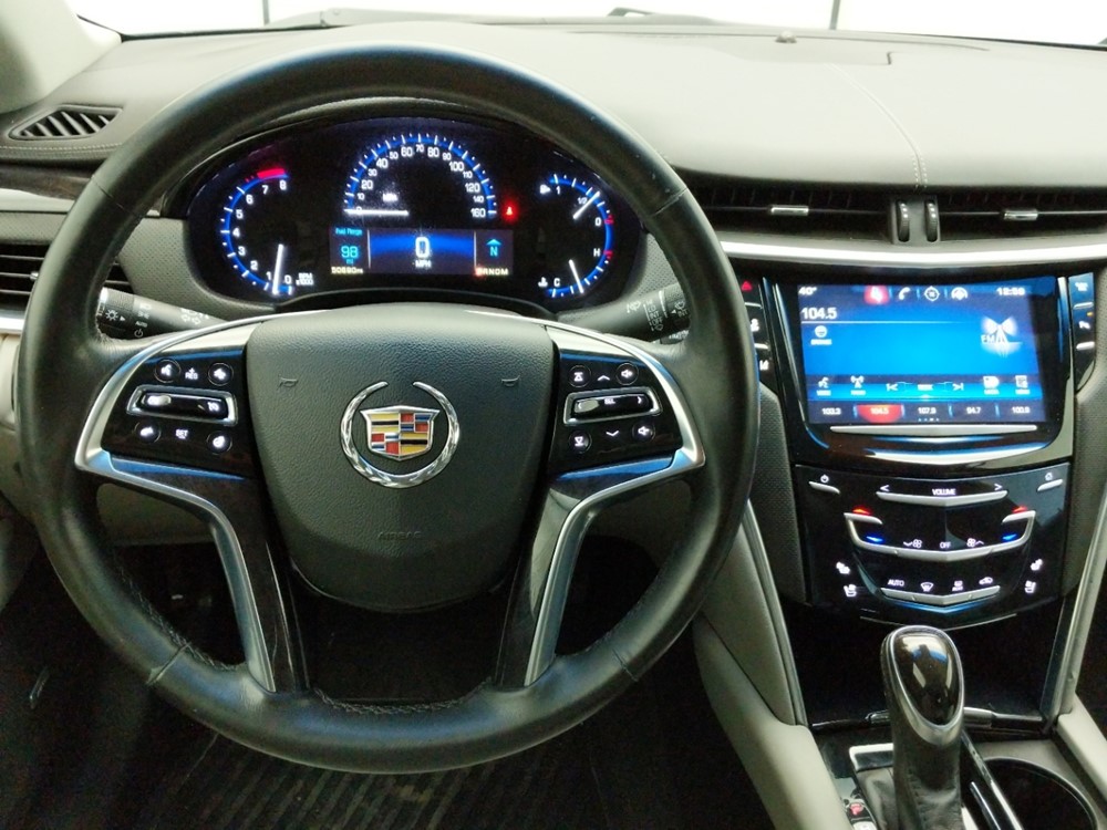 2015 Cadillac XTS - Driver Dash