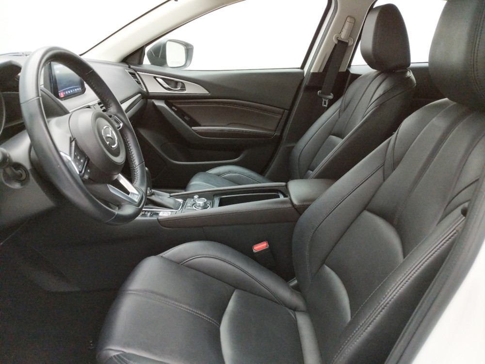 2017 Mazda Mazda3 - Driver Front Seat