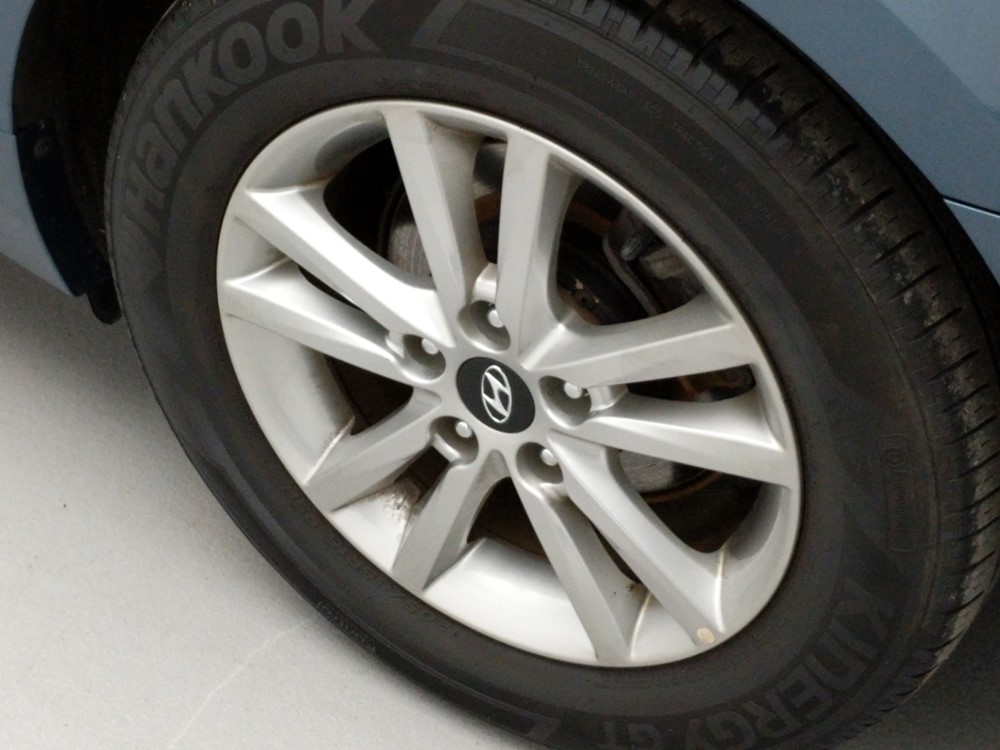 2017 Hyundai Sonata - Wheel