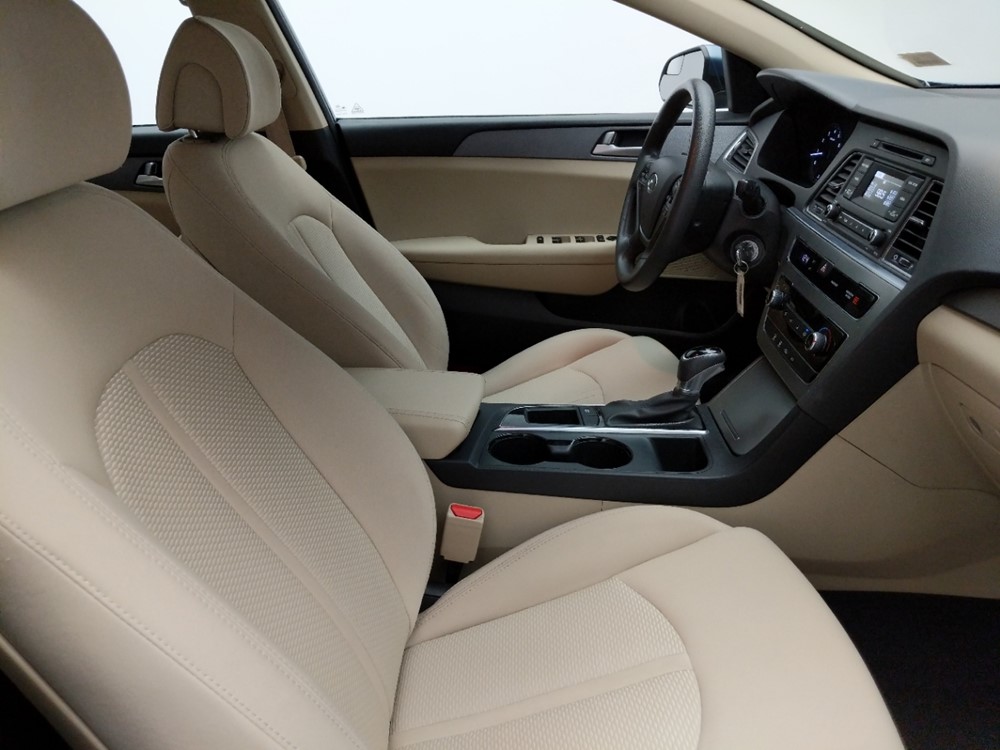 2017 Hyundai Sonata - Passenger Front Seat