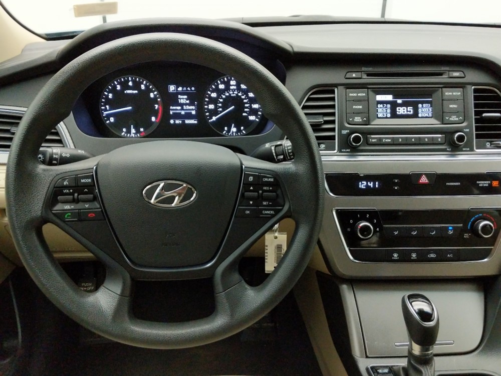 2017 Hyundai Sonata - Driver Dash