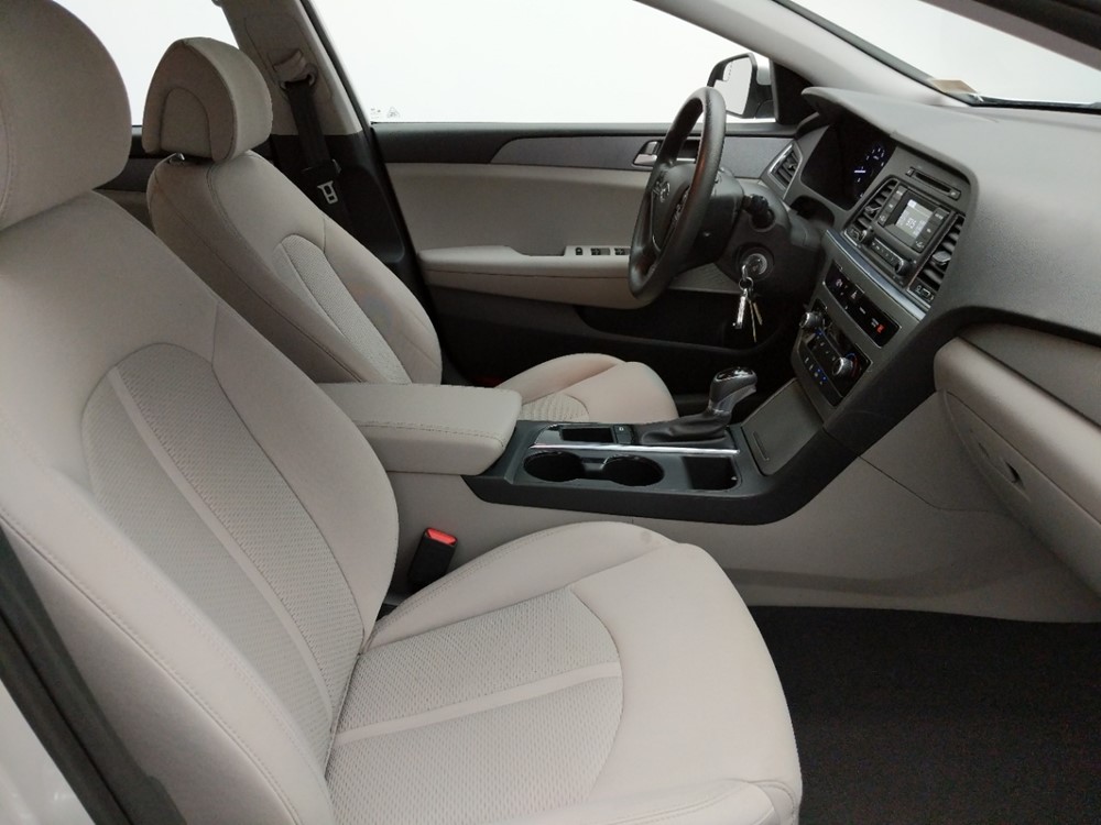 2017 Hyundai Sonata - Passenger Front Seat