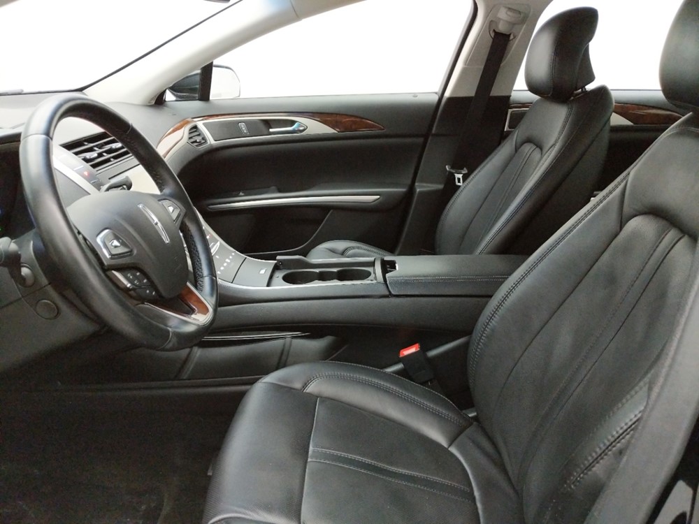 2016 Lincoln MKZ - Driver Front Seat