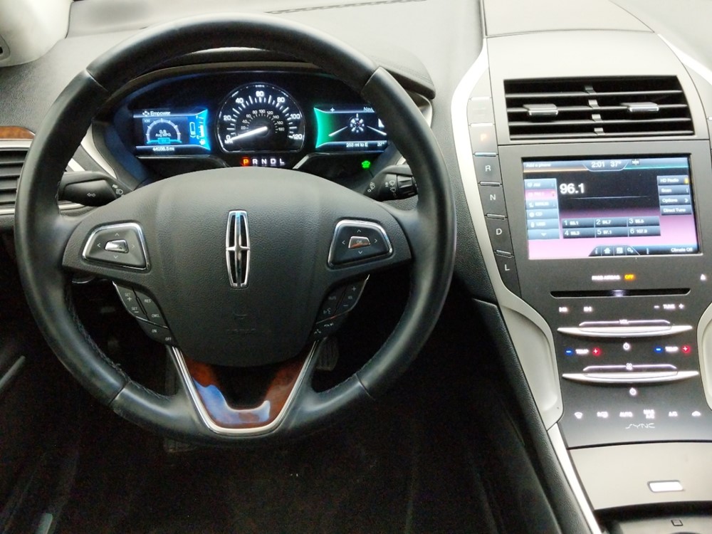 2016 Lincoln MKZ - Driver Dash