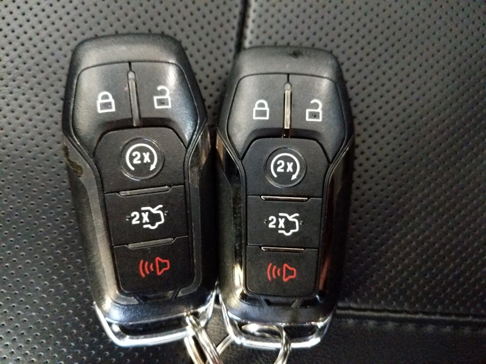 2016 Lincoln MKZ - Keys