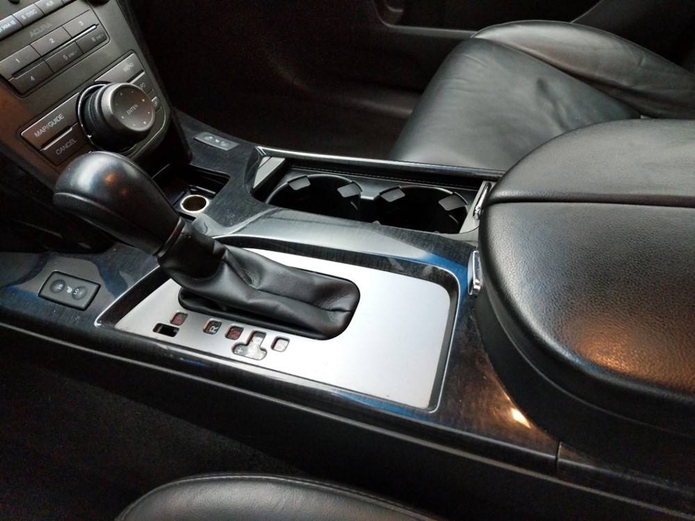 2008 Acura MDX - Center Console/Cup Holders