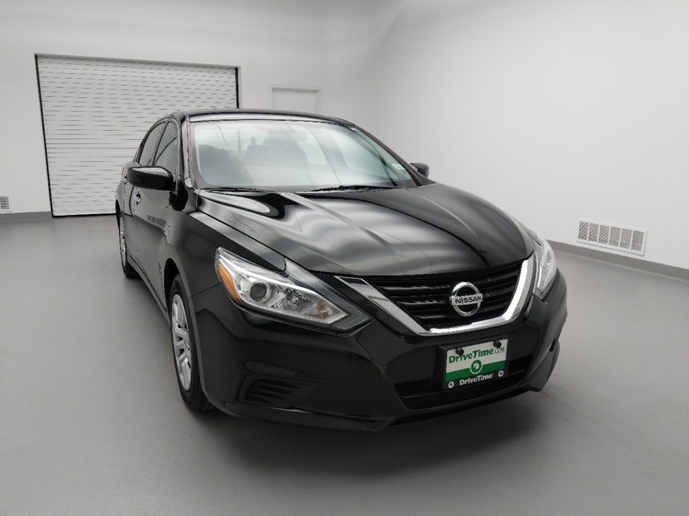 2017 Nissan Altima - Passenger Front Hood